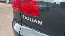 Volkswagen Tiguan 2.0 TDi BlueMotion Tech Match 5dr [2WD] Diesel Estate